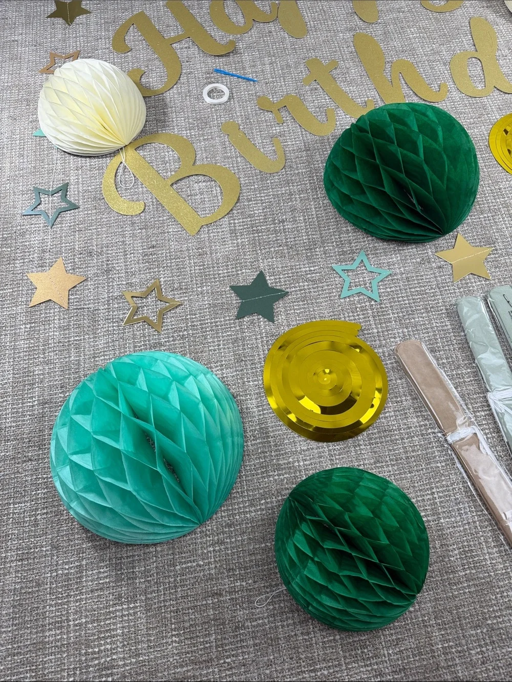 N/A festive happy
